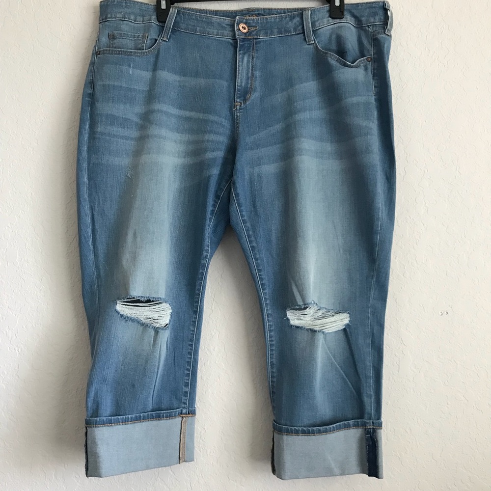 Arizona Jean|Distressed Cuffed jean